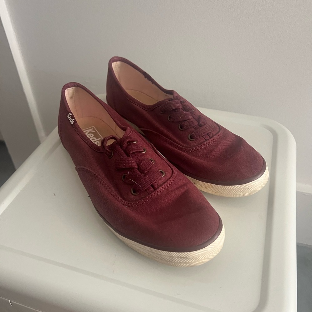 Gently Used Y2K Keds Red Slip-On Sneakers with White Sole